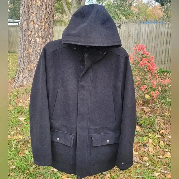 Tommy Hilfiger Black Hooded Jacket - Picture 3 of 14